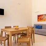 Lumia - Urban Apartment Lecce